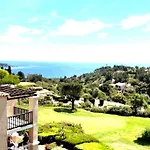 Apartamento Superbe Duplex T3 Climatise Avec Terrasse Et Solarium, Magnifique Vue Et Golf Saint-Raphaël