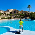 Superbe Duplex T3 Climatise Avec Terrasse Et Solarium, Magnifique Vue Et Golf * Saint-Raphaël