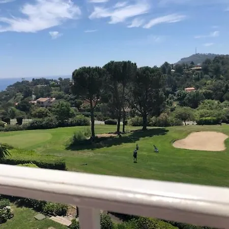 Superbe Duplex T3 Climatise Avec Terrasse Et Solarium, Magnifique Vue Et Golf アパート